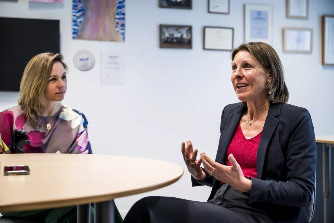 Annemie Bogaerts and Isabel Vermeulen